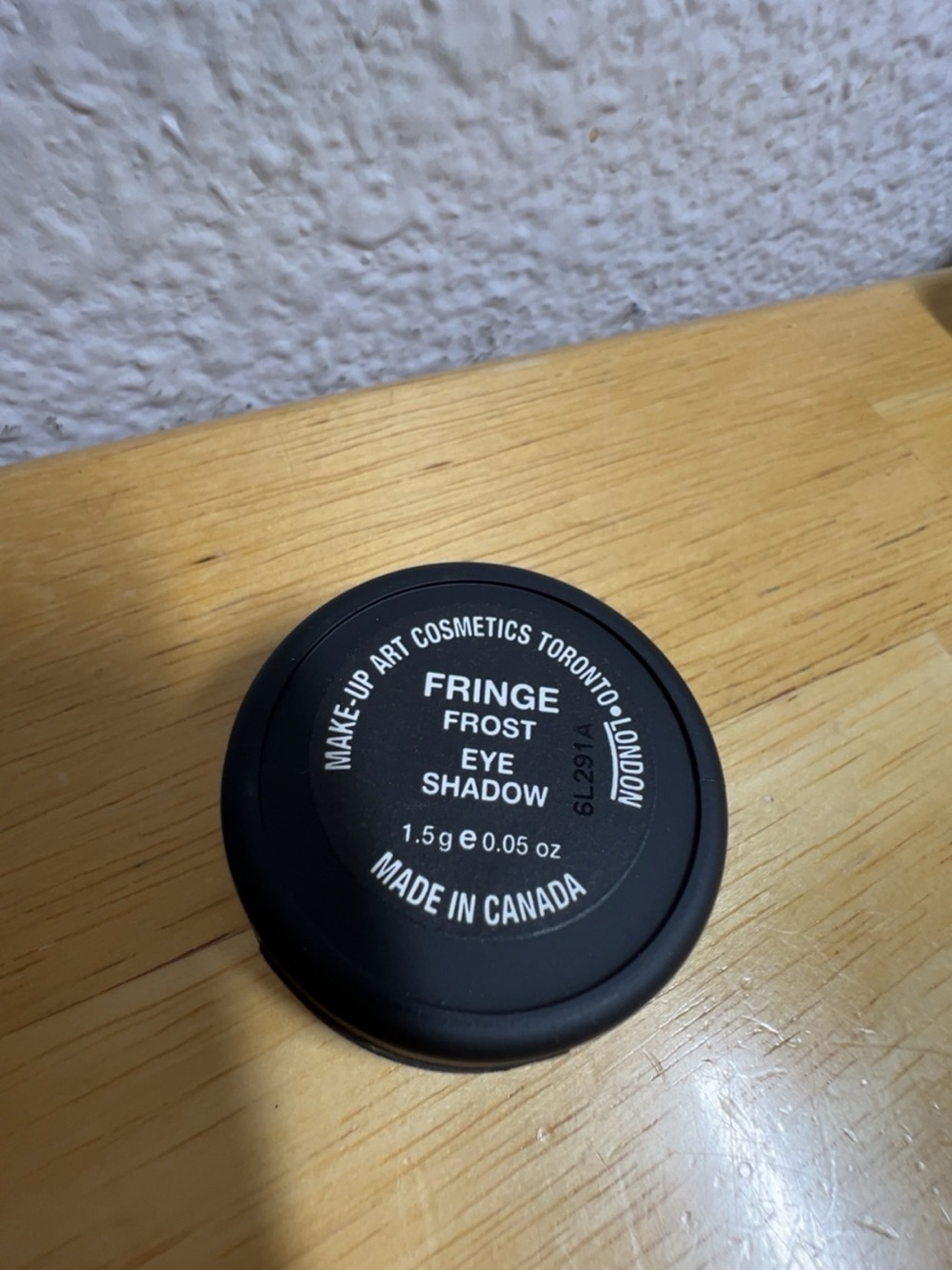 MAC Cosmetics Single Eyeshadow - Taupe Brown - Picture 3 of 5
